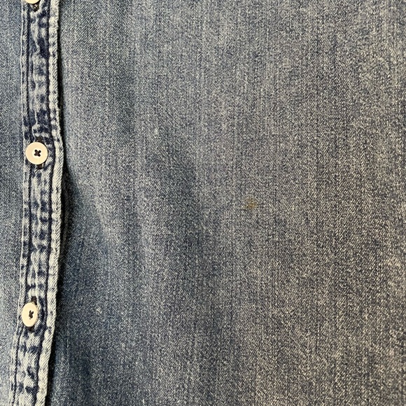 Vintage Gap Denim Button Down - Picture 6 of 6